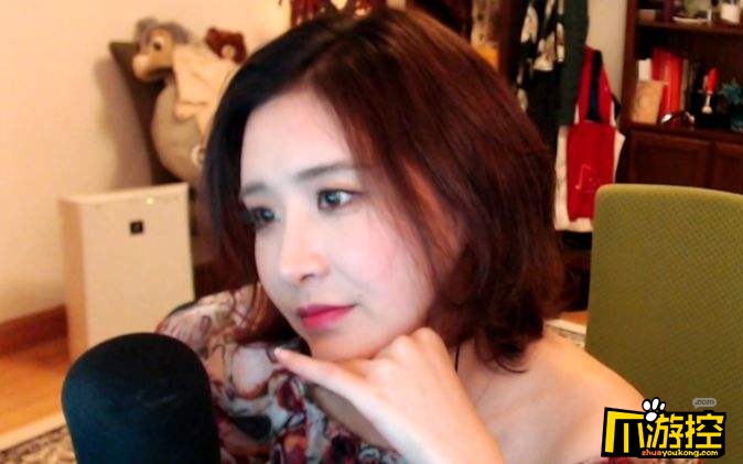 女主播调侃南京大屠杀 斗鱼平台道歉并责令陈一发整改