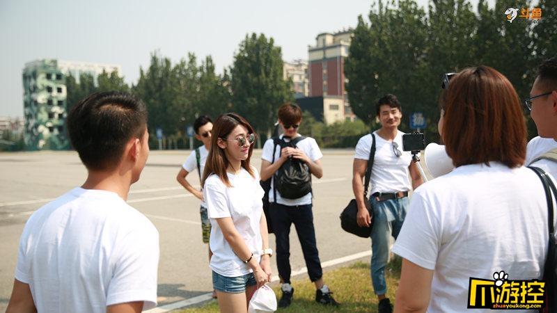 鱼乐星之旅潍坊站,斗鱼主播自导自演抱得美人