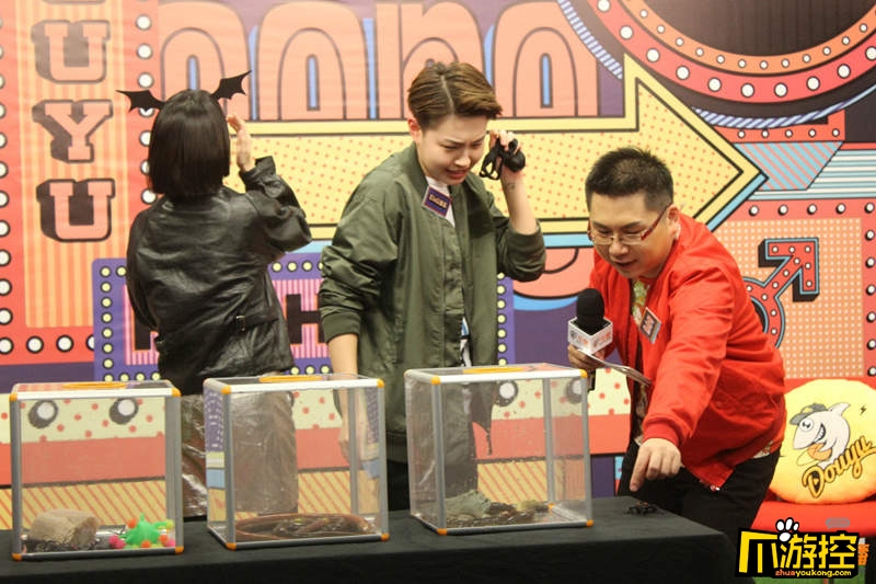 斗鱼主播演技高超,《鱼乐夜现场》媲美综艺大